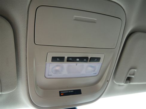 Used 2021 GMC Canyon AT4 image 22