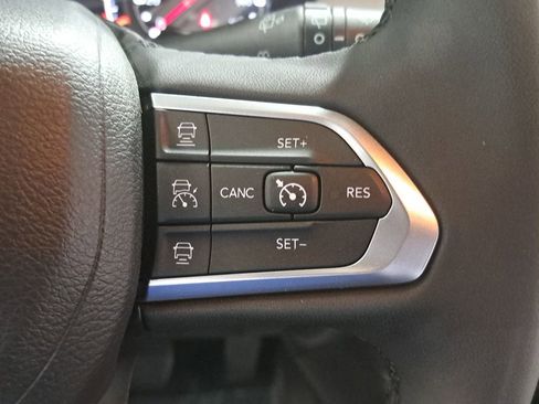 Used 2023 Jeep Compass Limited AWD/4WD image 19