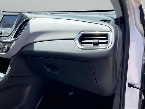 Certified 2021 Chevrolet Equinox LS w/ LS Convenience Package FWD image 16