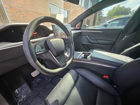 Used 2023 Tesla Model X AWD/4WD image 38