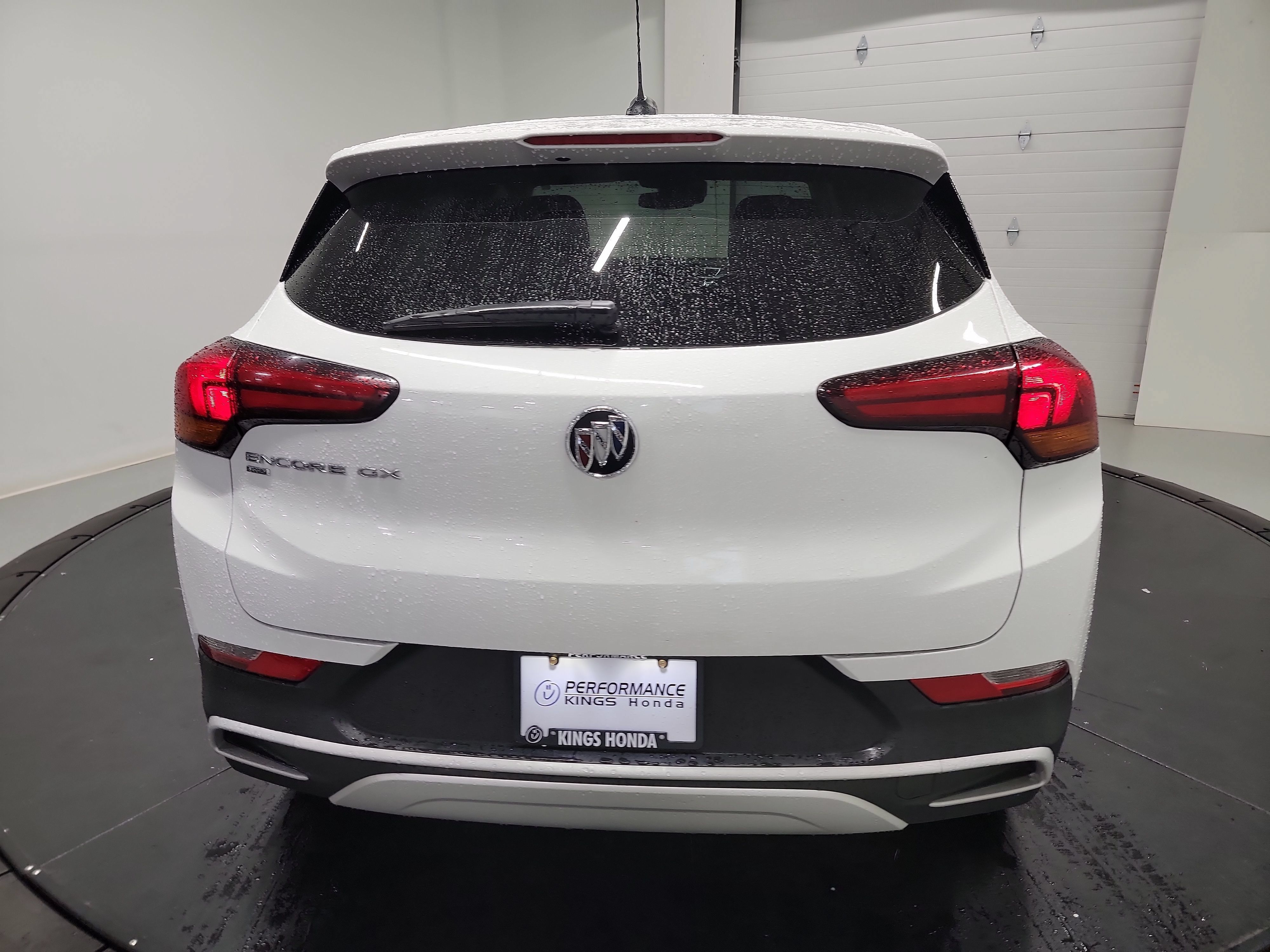 Used 2022 Buick Encore GX Preferred w/ Cold Weather Comfort Package AWD/4WD image 8