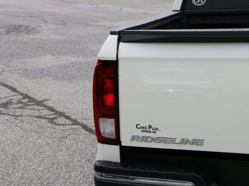 Used 2019 Honda Ridgeline Sport image 6