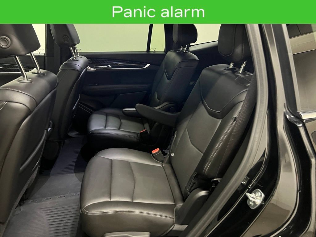Certified 2024 Cadillac XT6 Premium Luxury w/ LPO, Floor Liner Package AWD/4WD image 32
