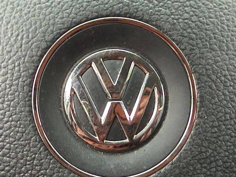 Used 2014 Volkswagen Passat 1.8T Wolfsburg Edition FWD image 22