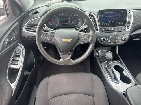 Used 2024 Chevrolet Malibu LT image 16