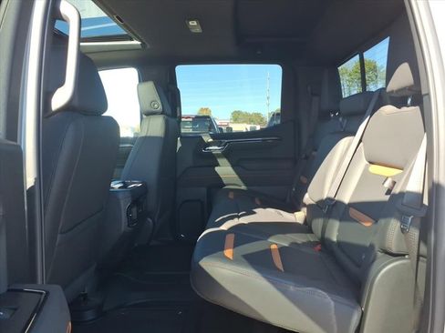 New 2026 GMC Sierra 1500 AT4 w/ AT4 Premium Package AWD/4WD image 15