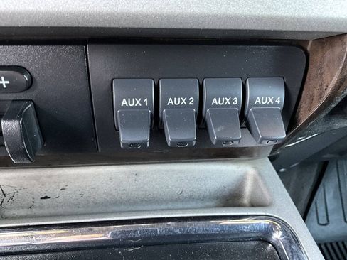 Used 2014 Ford F450 Platinum AWD/4WD image 34