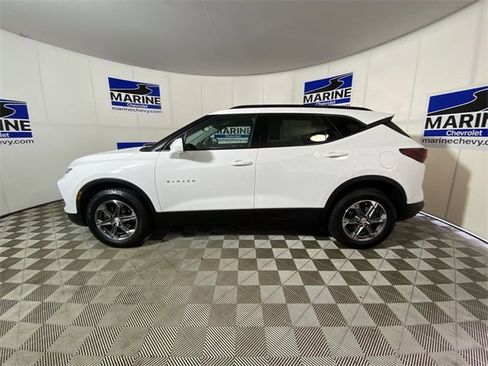 Certified 2024 Chevrolet Blazer LT w/ Convenience Package image 10