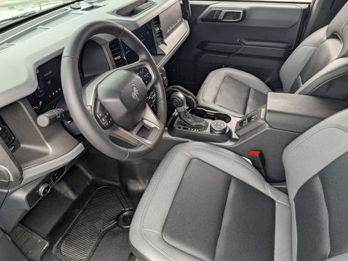Used 2024 Ford Bronco Big Bend AWD/4WD image 17