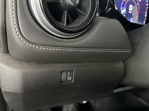 Used 2023 Chevrolet Colorado LT w/ LT Convenience Package AWD/4WD image 42