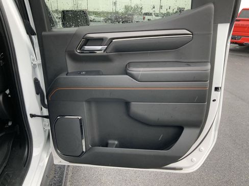 Used 2023 GMC Sierra 1500 AT4 w/ AT4 Premium Package AWD/4WD image 59