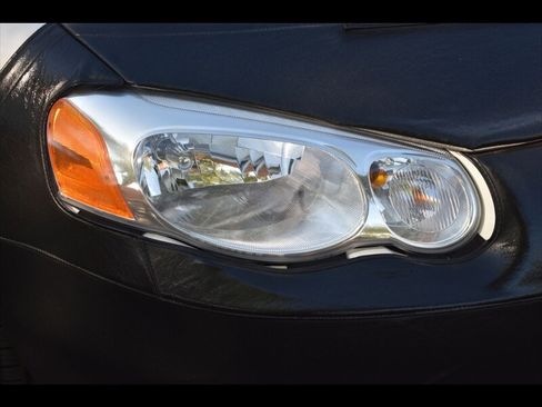 Used 2006 Chrysler Sebring Touring FWD image 43