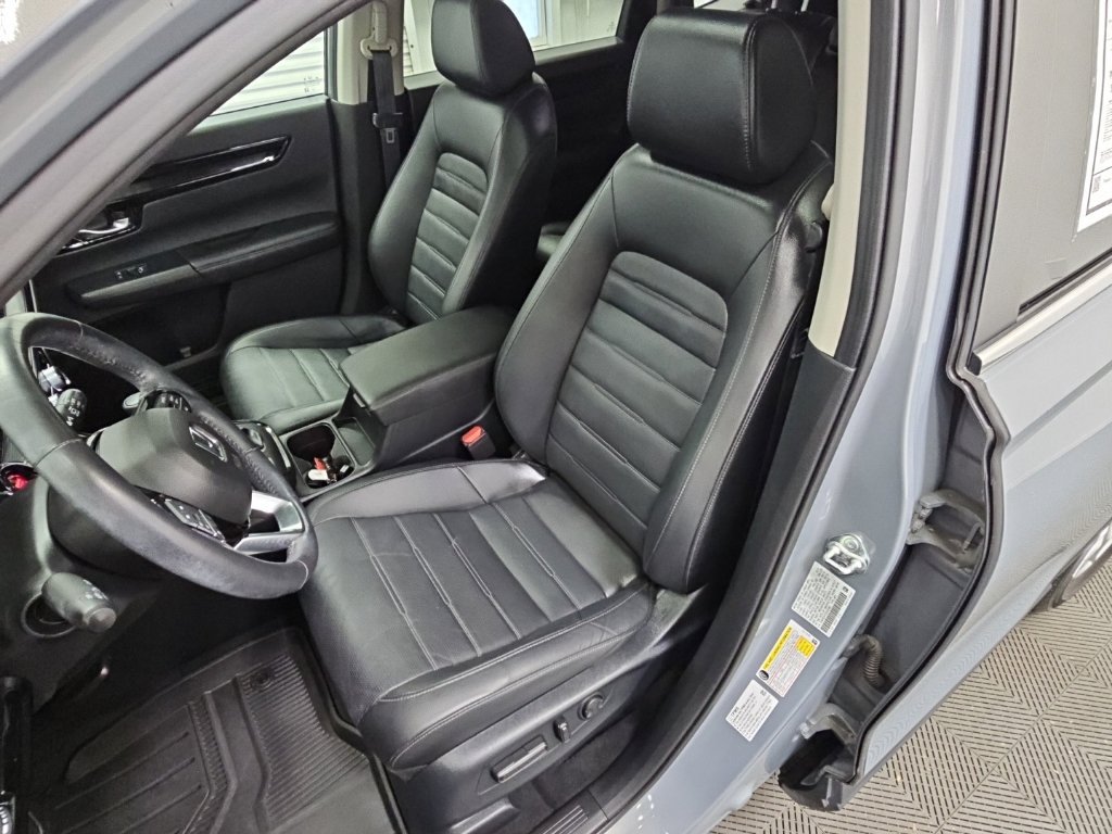 Used 2025 Honda CR-V EX-L image 26