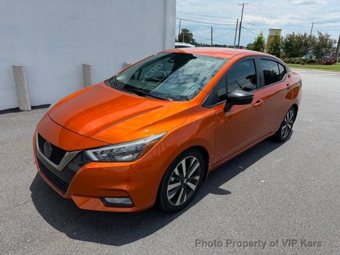 Used 2020 Nissan Versa SR w/ Convenience Package FWD image 29