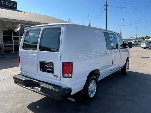 Used 2014 Ford E-150 and Econoline 150 RWD image 3