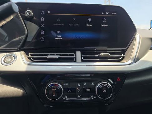 New 2026 Chevrolet Trax LT w/ Driver Confidence Package FWD image 21