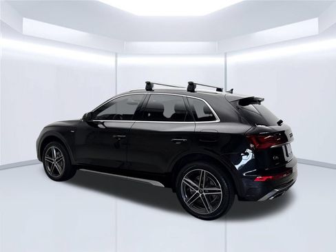 Used 2024 Audi Q5 e Premium w/ Convenience Package AWD/4WD image 4
