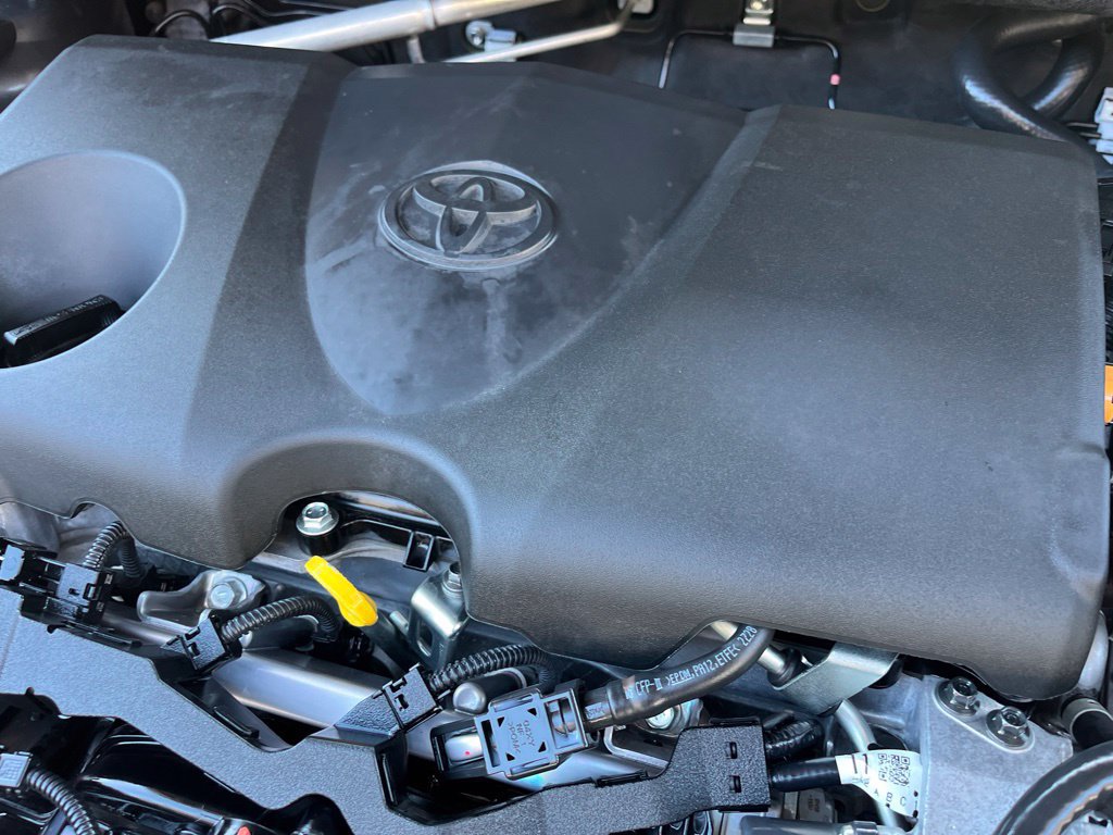 Used 2023 Toyota RAV4 XLE w/ Convenience Package AWD/4WD image 15