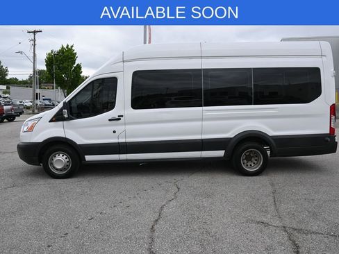 Used 2016 Ford Transit 350 XLT RWD image 5