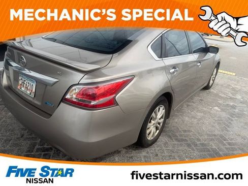 Used 2014 Nissan Altima 2.5 S w/ Sport Value Package FWD image 12