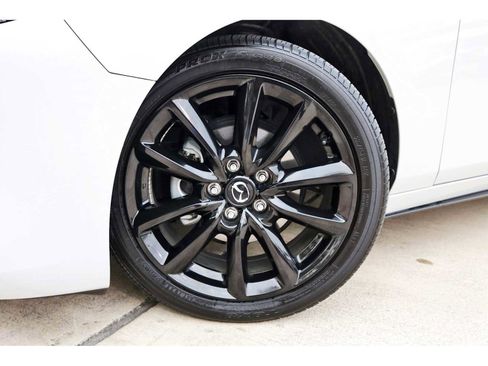 Certified 2025 MAZDA MAZDA3 s Sport image 29