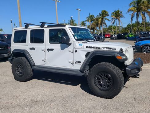 Used 2022 Jeep Wrangler Unlimited Sport image 2