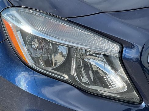 Used 2017 Mercedes-Benz GLA 250 4MATIC image 10