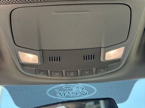 Used 2018 Ford F150 XLT AWD/4WD image 18