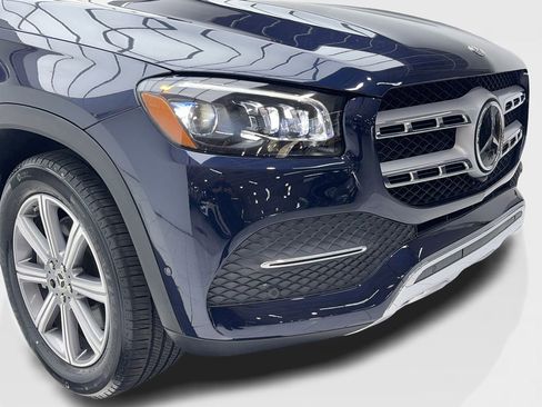 Used 2021 Mercedes-Benz GLS 450 4MATIC image 3