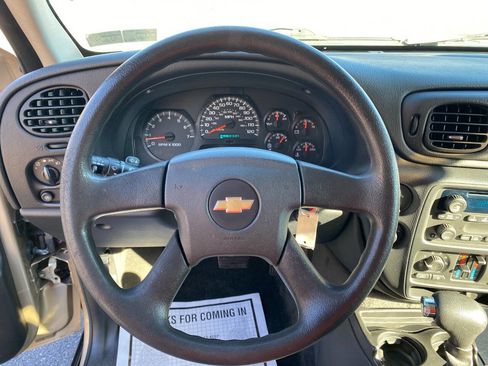 Used 2005 Chevrolet TrailBlazer LS w/ LS Preferred Equipment Group image 13