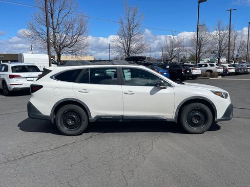 Used 2020 Subaru Outback image 6