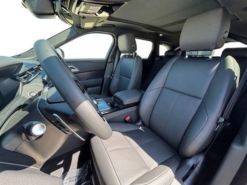 New 2026 Land Rover Range Rover Velar Dynamic SE image 11