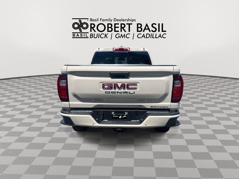 New 2026 GMC Canyon Denali AWD/4WD image 7