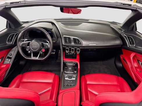 Used 2022 Audi R8 V10 performance image 24