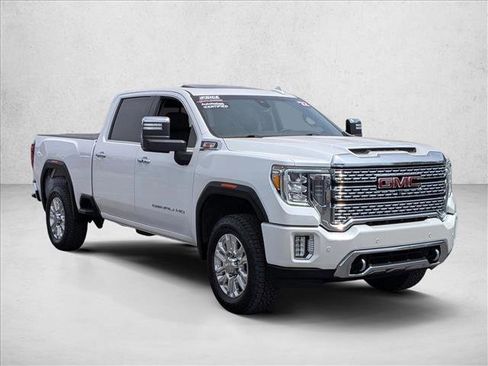 Used 2022 GMC Sierra 2500 Denali AWD/4WD image 3