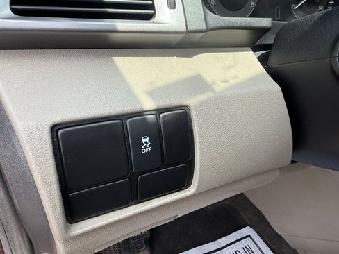 Used 2014 Honda Odyssey LX image 12