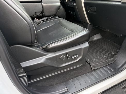Used 2018 Ford F350 Lariat w/ Chrome Package AWD/4WD image 48