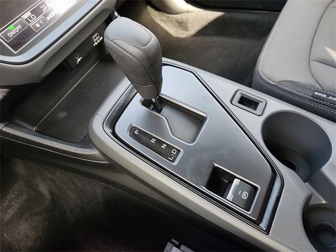 Used 2024 Subaru Crosstrek 2.0i image 25