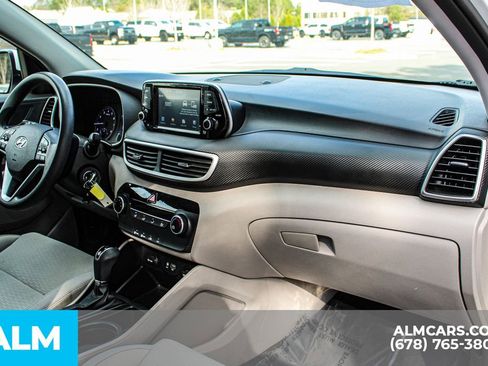 Used 2019 Hyundai Tucson SE image 24