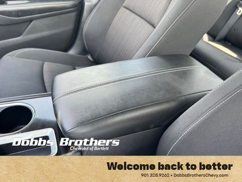 Used 2023 Nissan Altima 2.5 SV FWD image 24