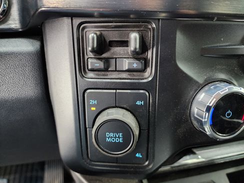 Used 2025 Ford F350 Lariat w/ Lariat Ultimate Package image 71