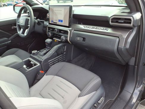 Used 2024 Toyota Tacoma TRD Sport w/ TRD Sport Upgrade Package AWD/4WD image 19