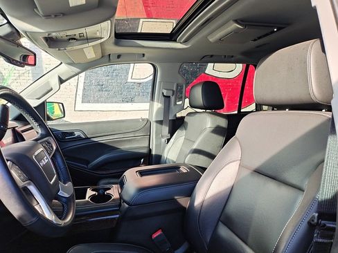 Used 2020 GMC Yukon SLT w/ Open Road Package image 11