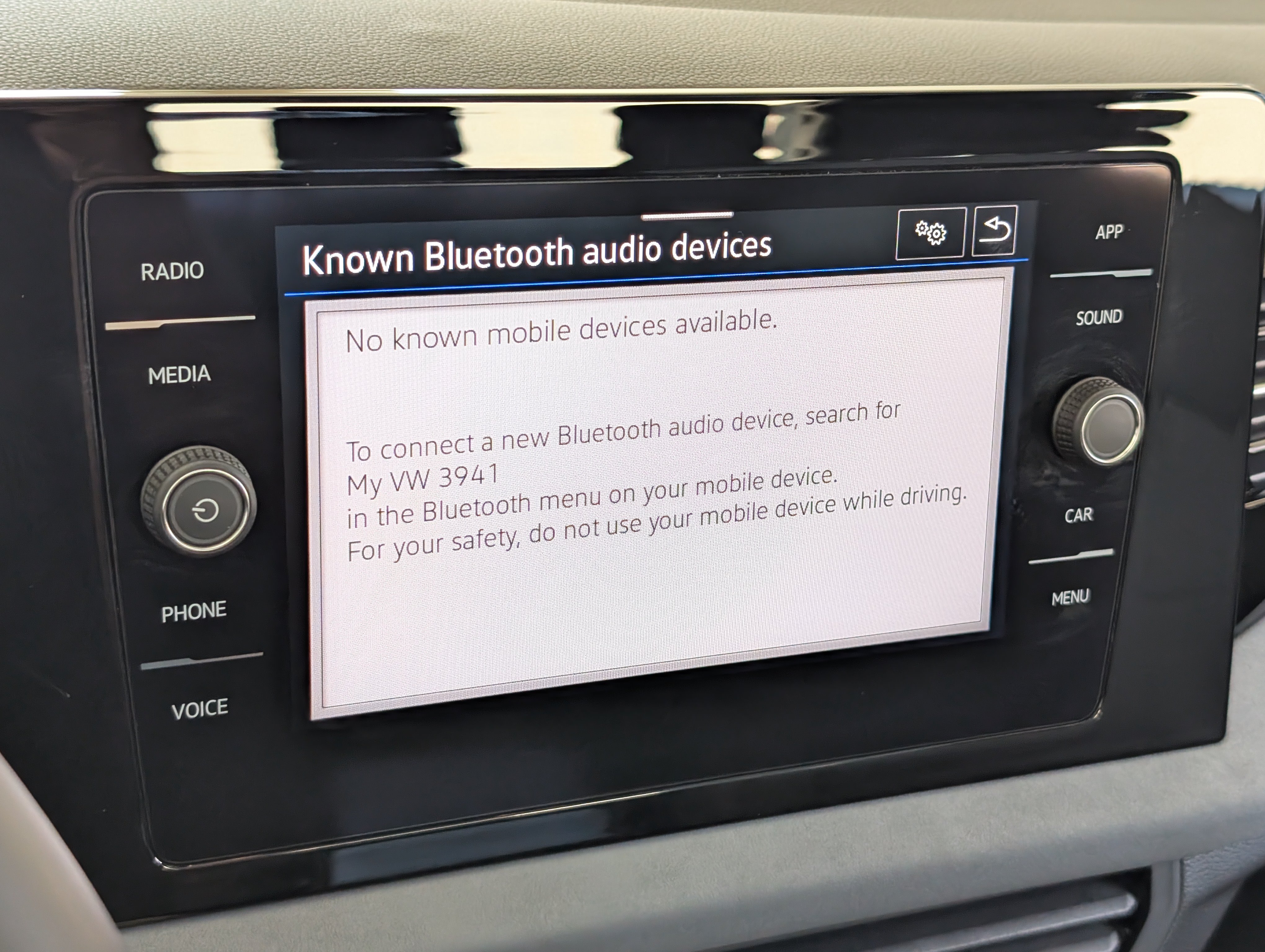 Used 2025 Volkswagen Jetta SE w/ Sunroof Package FWD image 29