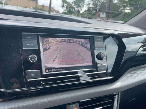 Used 2022 Volkswagen Taos S image 27