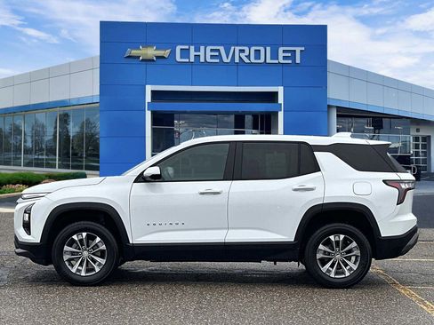 Certified 2026 Chevrolet Equinox LT w/ Convenience Package II image 2