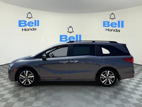 Certified 2024 Honda Odyssey Touring image 2