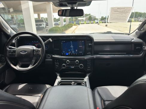 Used 2025 Ford F250 Lariat AWD/4WD image 15