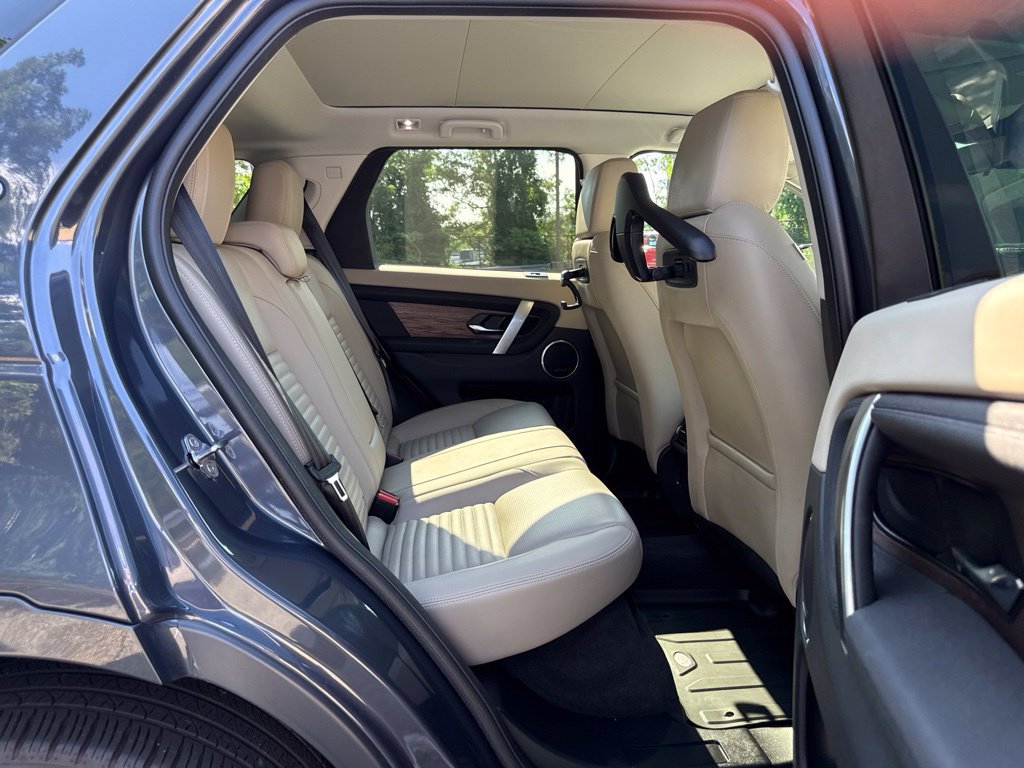 Certified 2025 Land Rover Discovery Sport S AWD/4WD image 18