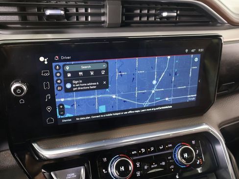 Used 2024 GMC Sierra 3500 Denali image 7